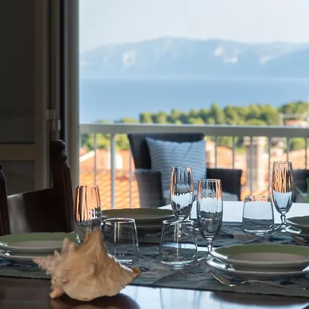 La Terrazza Degli Oleandri - *